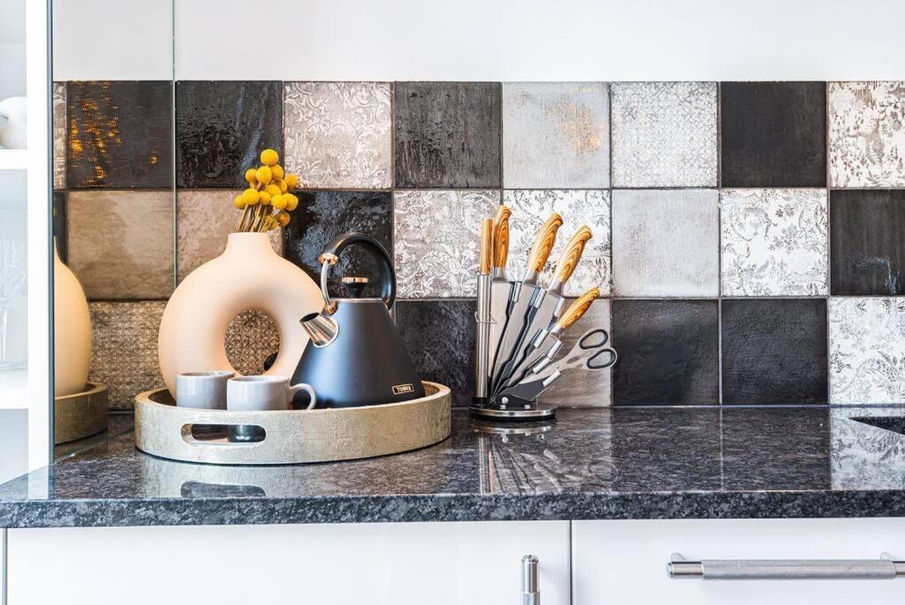Lady On The Lane- 2 Bed Primrose Hill Apartment London Luaran gambar